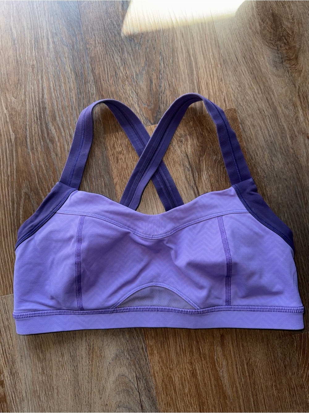 Lululemon size 8 Purple Cross-Back Sports Bra - Lightweight Support